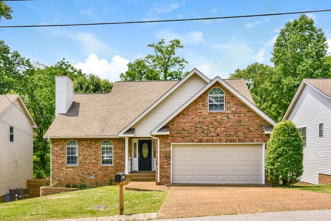 Building Photo - 3408 Cobble St