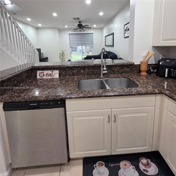 Building Photo - 2612 SW 81st Terrace