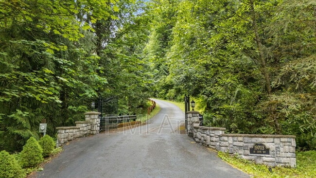 Building Photo - 19703 SE 128th Way