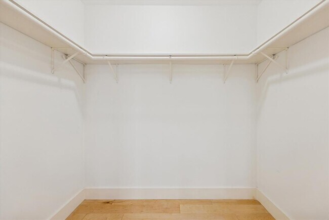 Building Photo - 5820 Berkman Dr