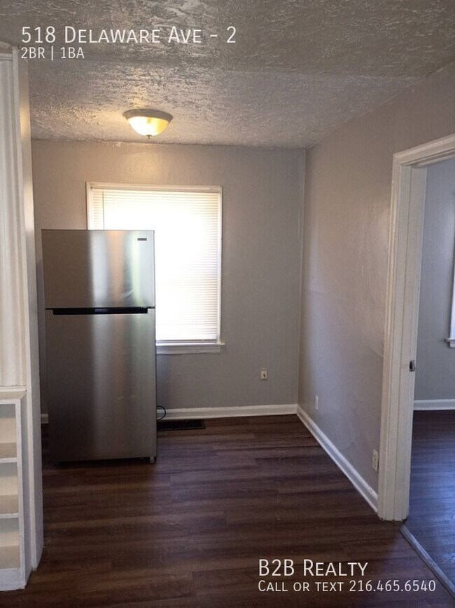 Building Photo - 518 Delaware Ave