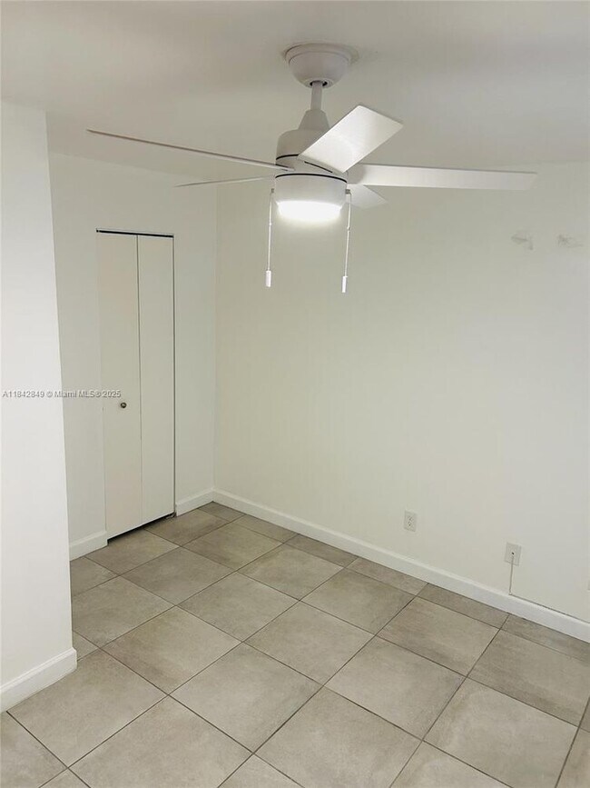 Building Photo - 15325 SW 106th Terrace