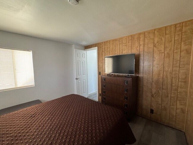 Building Photo - Parially Furnished 2BR 1BA Remodeled-Fenced Yard + RV/Coach cement Parking