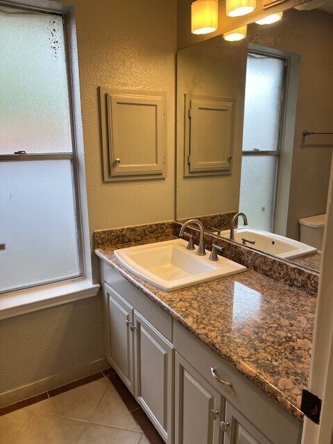 Building Photo - 19315 Ruble Dr