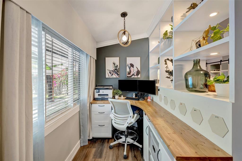 Building Photo - 7850 NW 53rd Ct