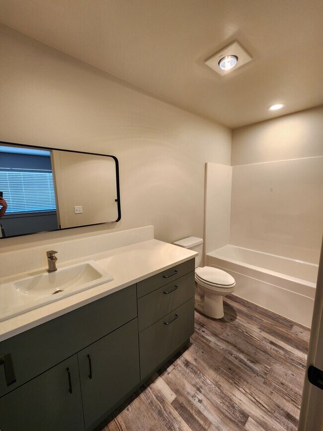 Building Photo - 2 Bedroom 2.5 Bath in Winlock