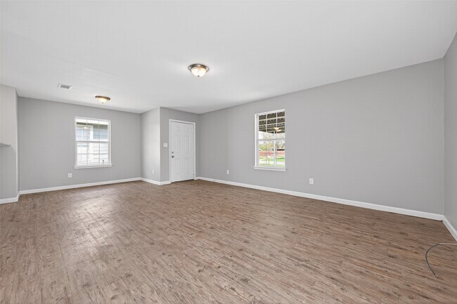 Building Photo - 7511 Dyer St