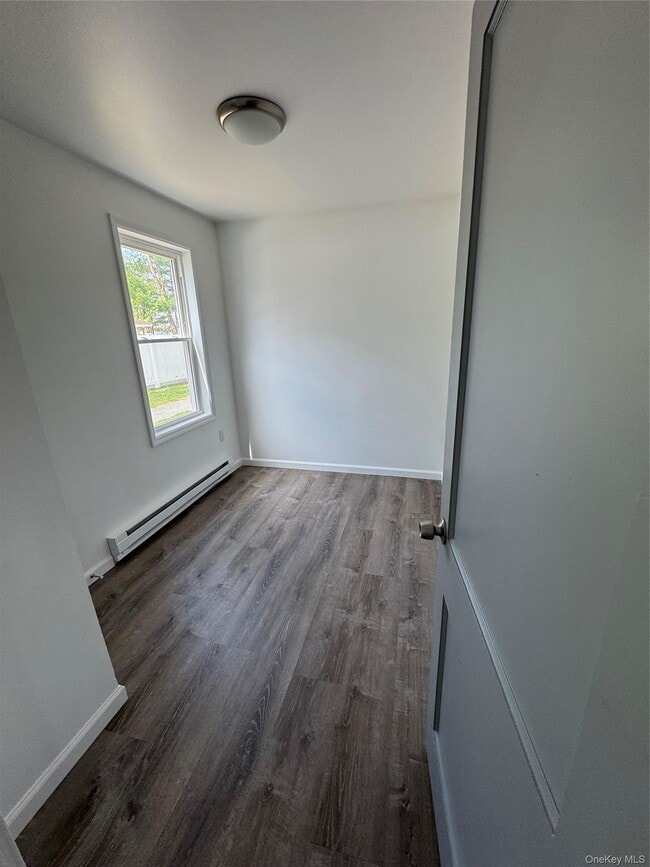 Building Photo - 52 Sarine Rd