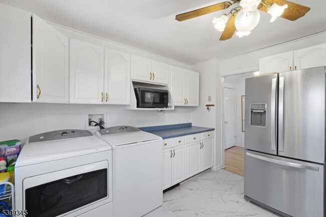 Building Photo - 499 Diamond Spring Rd