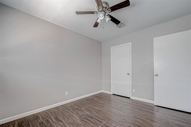 Building Photo - 7315 Housman St