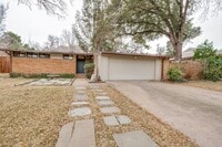 Building Photo - 524 N Manus Dr