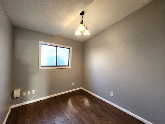 Building Photo - 1784 Dax Ct