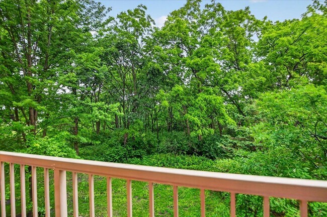 Building Photo - 8206 Starr Grass Dr