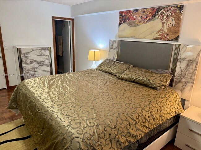 Building Photo - 201 180th Dr