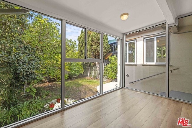 Building Photo - 1511 Edris Dr