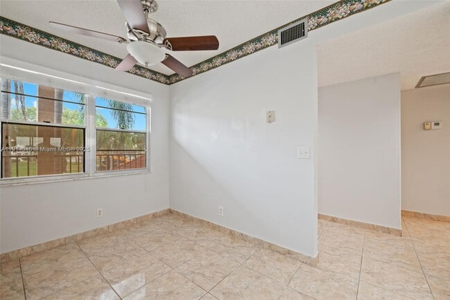 Building Photo - 13001 SW 11th Ct