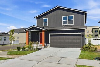 Building Photo - Beautiful 4 bedroom home in Liberty Lake! Move in Ready!