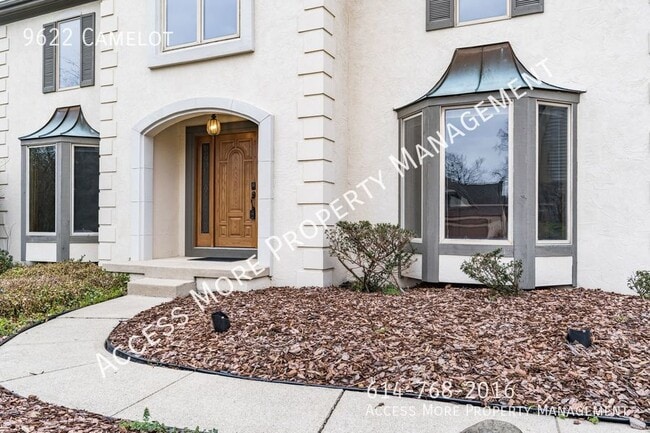 Building Photo - SPACIOUS & GRAND HOME IN PICKERINGTON!