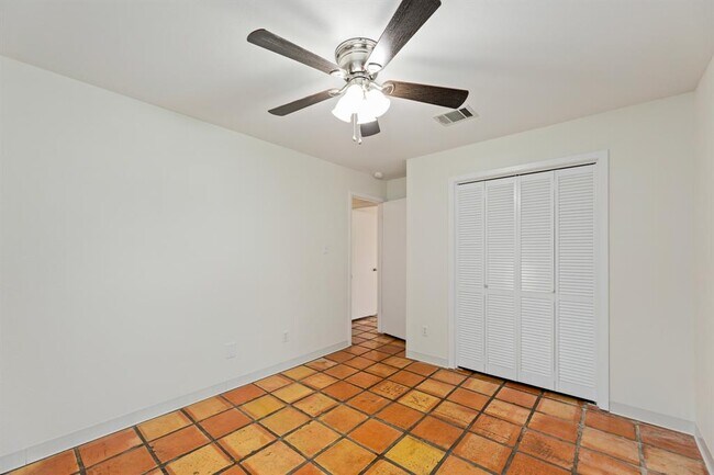 Building Photo - 8001 Brockman St