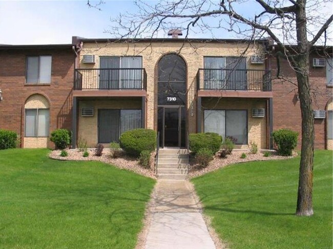 Primary Photo - 7310 York Ave S