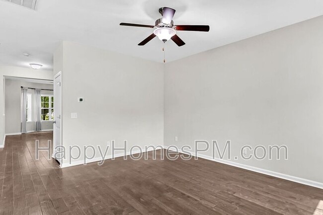 Building Photo - 1718 Emmets Rd