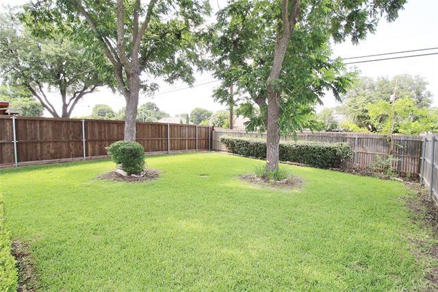Building Photo - 1327 High Ridge Dr