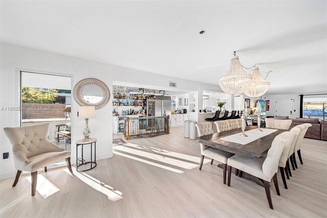 Building Photo - 840 S Shore Dr