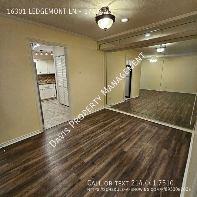 Building Photo - 16301 Ledgemont Ln