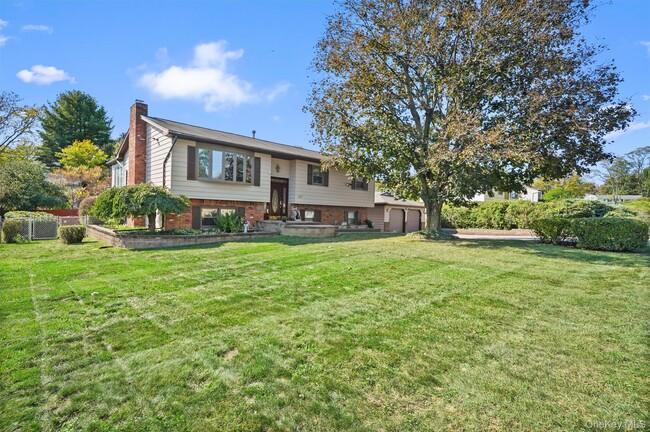 Primary Photo - 8 Badami Dr