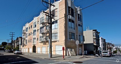 Building Photo - 900 Broderick