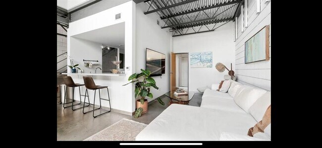 Building Photo - 4801-a Congress Ave.