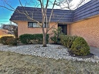 Building Photo - Three bedroom, two full bathrooms house in Enola