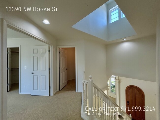 Building Photo - 13390 NW Hogan St