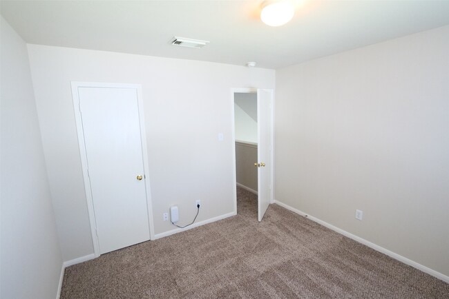 Building Photo - 6823 Arrowchase Ct