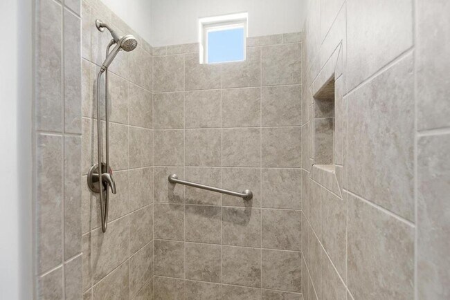 Building Photo - Brio Beauty! 3 Bedroom Home with View and RV Parking!