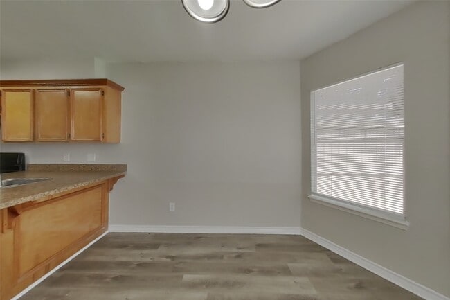 Building Photo - 13311 Danshire Dr