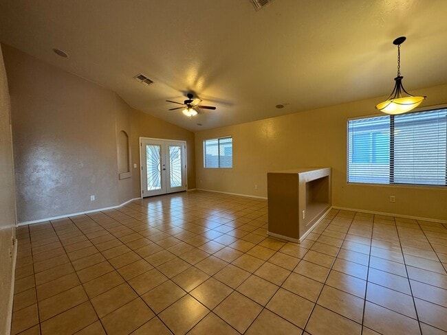 Building Photo - 4BR/2BA/2GA, 1889 sq.ft. rental in Sierra Vista, AZ