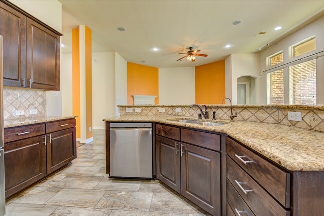 Building Photo - 19019 Thatcher Hills Ct