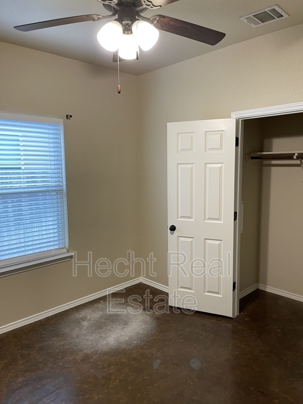 Building Photo - 217 Kaspar Way