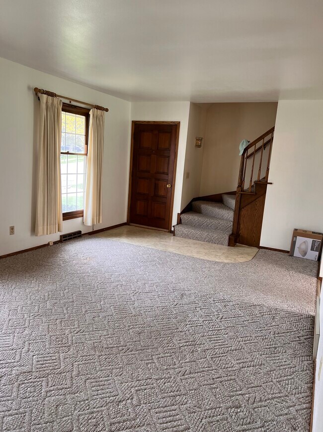 Building Photo - 1321 Fleetfoot Dr