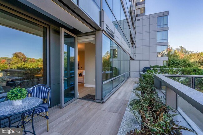 Building Photo - 2501 M St NW