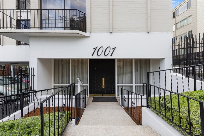 Building Photo - Plaza Royale Condominiums ~ Seattle