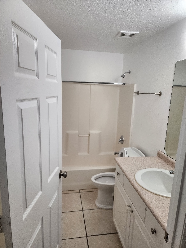 Building Photo - 2225 86th Ct