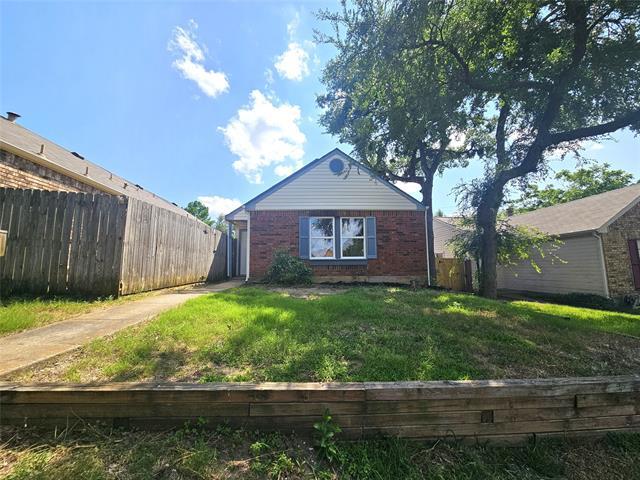 Building Photo - 2208 Teakwood Ct