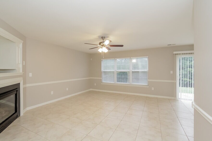 Building Photo - 112 Bluffton Rd