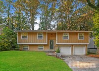 Building Photo - 2574 Northbrook Rd