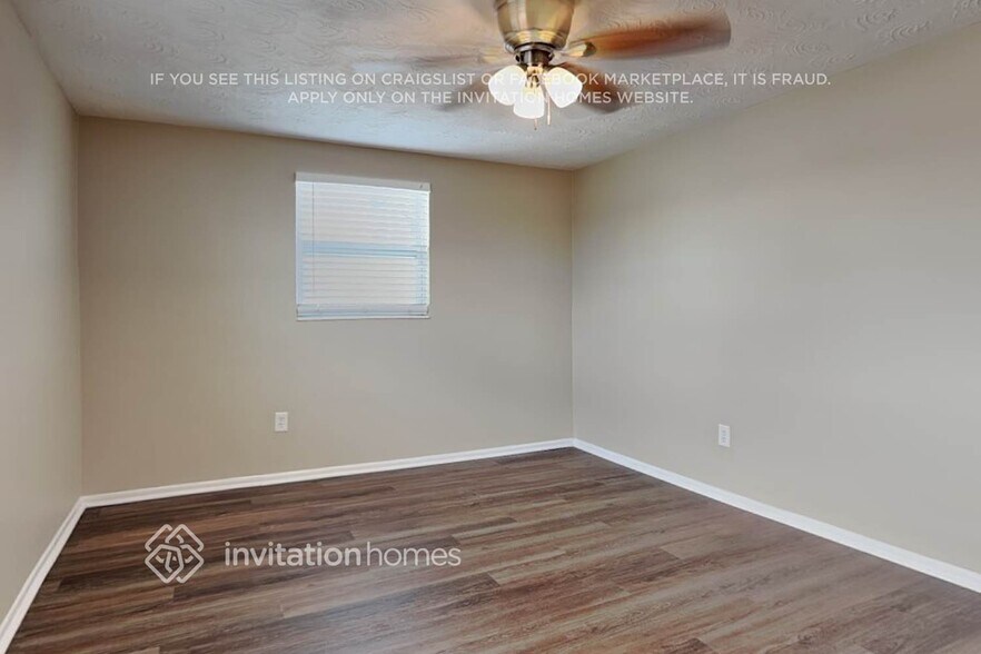 Building Photo - 3910 Beechwood Dr