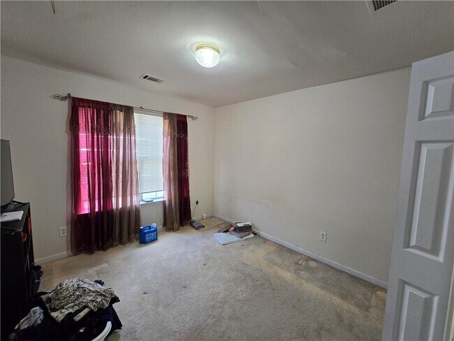 Building Photo - 3936 Pleasant Trail