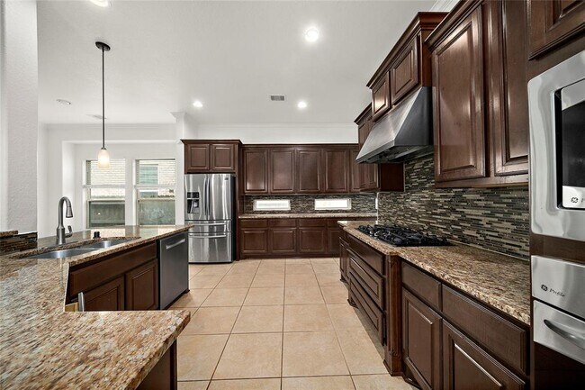 Building Photo - 26726 Longleaf Valley Dr