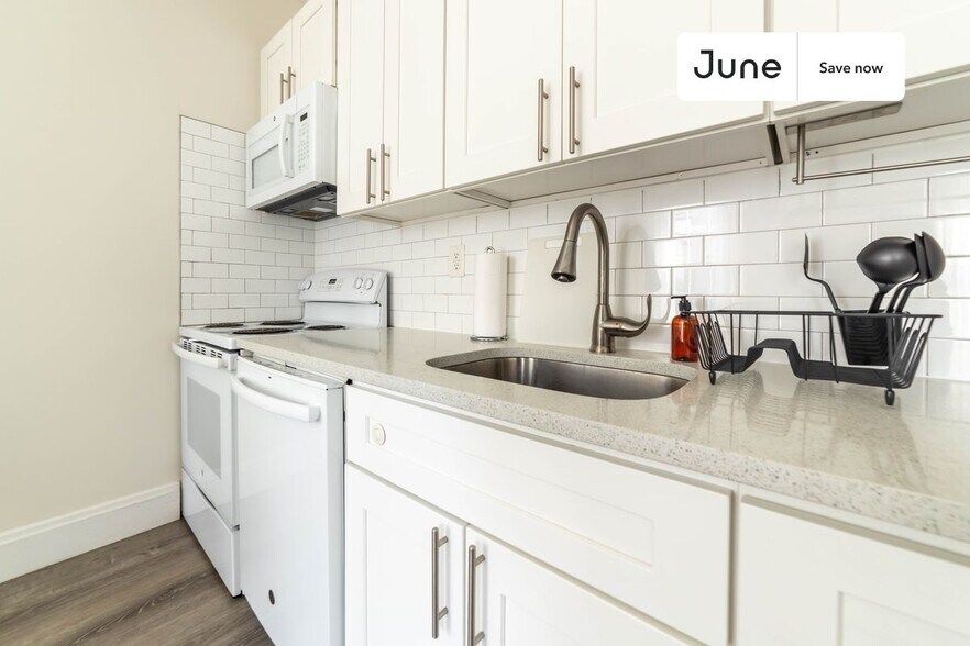 Building Photo - 39A Broome St